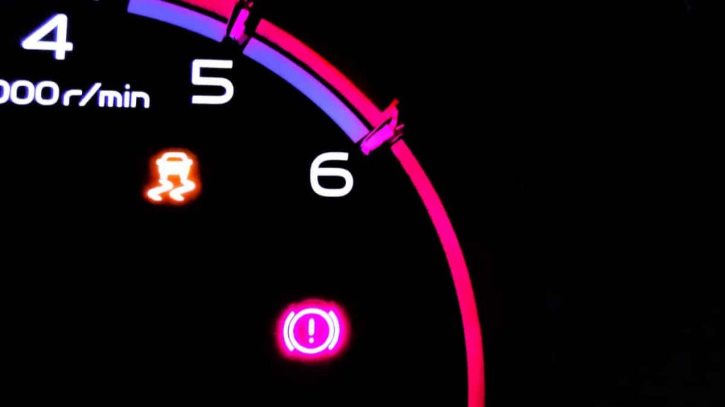 When Does Nissan Frontier Slip Light Comes On? Your BHP